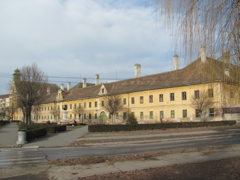 Ansamblul orfelinatului Terezian - Str. Gladiolelor 4-8, municipiul SIBIU, judetul Sibiu