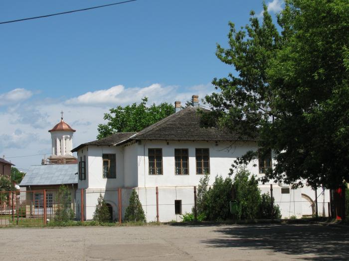 Casa Angela Georgescu - Str. Alexandrescu Grigore, poet 24, municipiul TARGOVISTE, judetul Dambovita