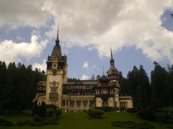 Castelul Peles - Aleea Peleşului 2, oras SINAIA, judetul Prahova