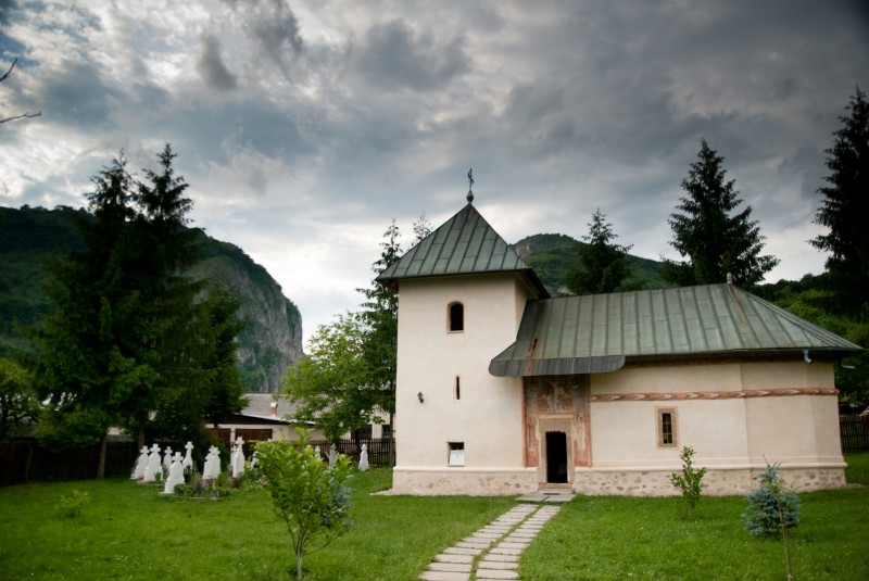 Bolnita "Sf. Nicolae" - , sat POLOVRAGI; comuna POLOVRAGI, judetul Gorj