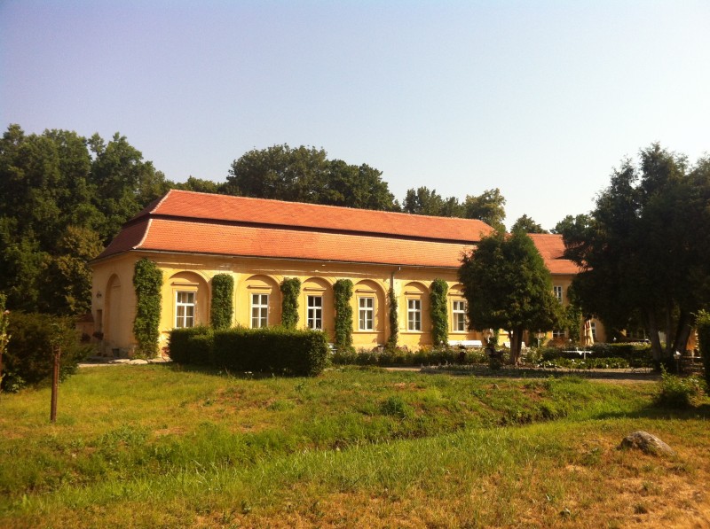 Oranjerie - Str. Lazăr Gheorghe 39, oras AVRIG, judetul Sibiu