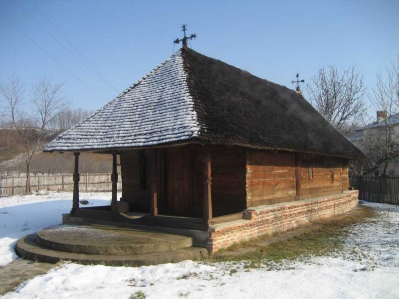 Biserica de lemn "Cuvioasa Paraschiva" - Zorile - Cartier Zorile, oras COSTESTI, judetul Arges