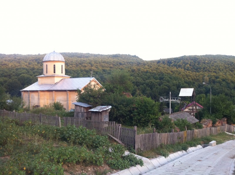Manastirea Vierosi - &Icirc;n fostul sat Vieroşi, sat apartinator FAGETU; oras MIOVENI, judetul Arges