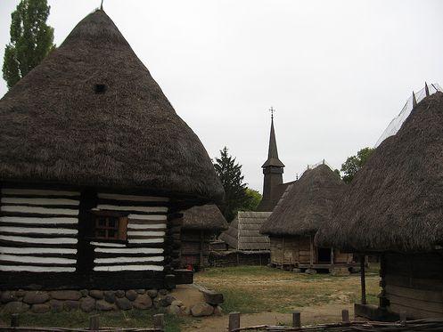 Ansamblul Muzeul National al Satului "Dimitrie Gusti" - Şos. Kiseleff Pavel Dimitrievici 28-30 sector 1, municipiul BUCURESTI