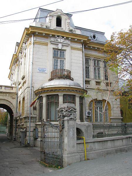 Casa Scarlat Sc. Orascu, azi Policlinica de copii a Spitalului de Pediatrie Ploiesti - Bd. Independenţei 18, municipiul PLOIESTI, judetul Prahova